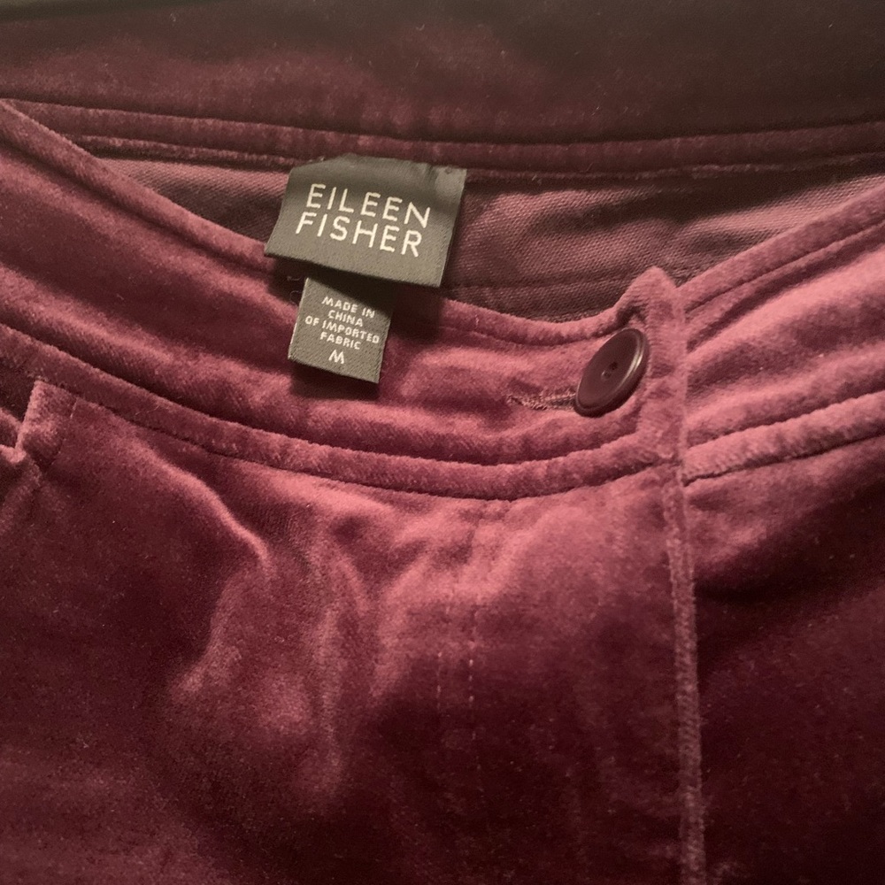 EILEEN FISHER PLUM COLOR PANTS. - Picture 3 of 5